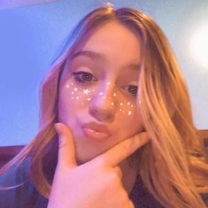 Meet your Posher, Michaela